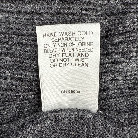 Turnbury Men's M Gray V-Neck Textured Rib Knit Merino Wool Blend Sweater - Picture 9 of 9